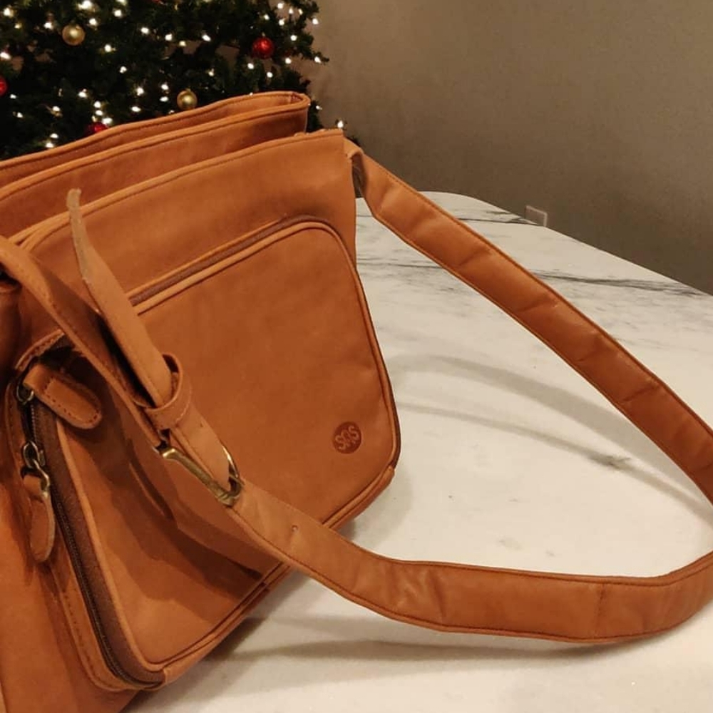 SAS Brown Shoulder Bag 👜 - Picture 7 of 7